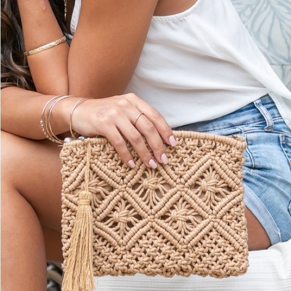 Macrame Tassel Clutch - Picture 1 of 7